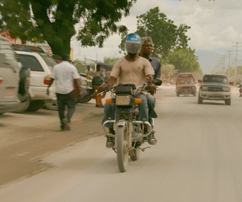 Une scène du film Kenbe la, jusqu'à la victoire