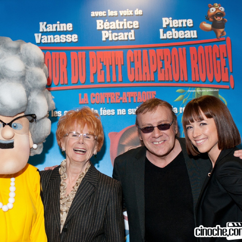 Sur le tapis rouge du film Le retour du petit chaperon rouge : La contre-attaque