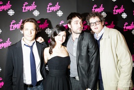 Sur le tapis rouge du film Émilie