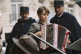 Scène du film Faubourg 36