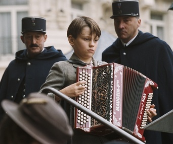 Scène du film Faubourg 36