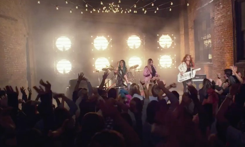 Bande-annonce de Jem and the Holograms