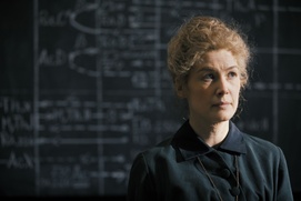 Une scène du film Radioactive Une scène du film Radioactive
