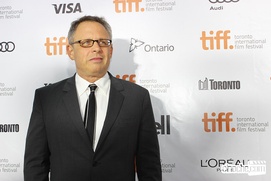 Sur le tapis rouge du film The Fifth Estate Sur le tapis rouge du film The Fifth Estate
