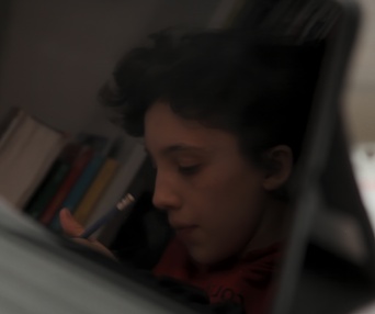 Une scène du film Au-delà du papier