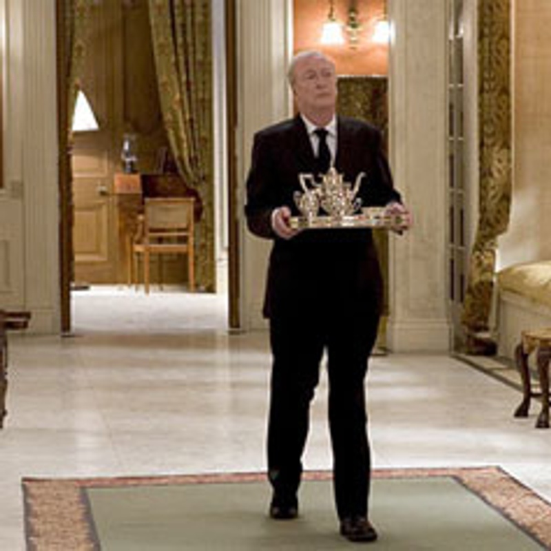Michael Caine dans Batman Begins