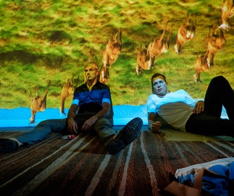 Une scène du film T2: Trainspotting