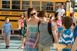 Une scène du film Dolphin Tale 2 Une scène du film Dolphin Tale 2