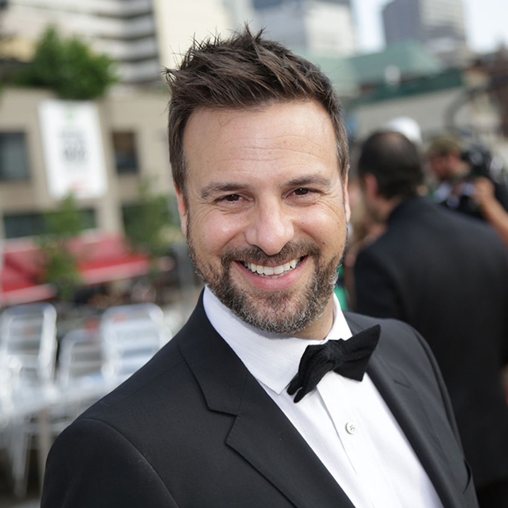 Sur le tapis rouge de Louis Cyr : L'homme le plus fort du monde