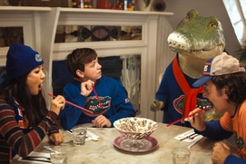 Une scène du film Lyle, Lyle, Crocodile