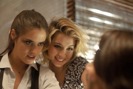 Une scène du film Knock Knock