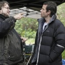 Guillermo Del Toro et Guy Pearce sur le plateau de Don't be Afraid of the Dark