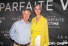 Sur le tapis rouge du film La parfaite victime