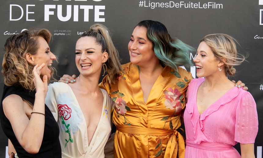 Les vedettes du film Lignes de fuite défilent sur le tapis rouge
