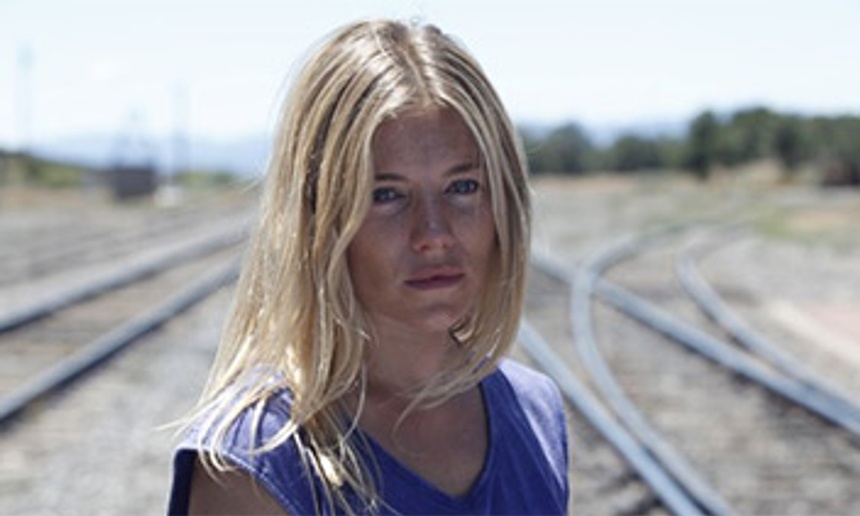 Sienna Miller dans Mississippi Grind