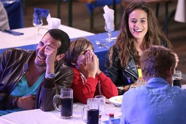 Une scène du film Babysitting