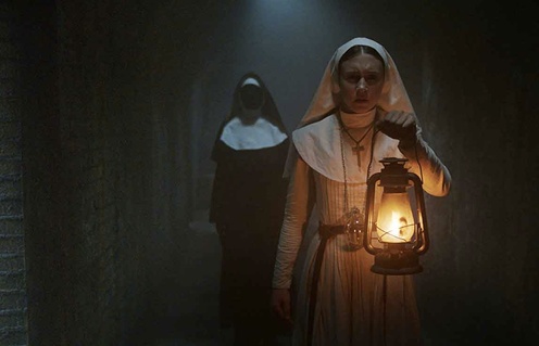 Une scène du film The Nun