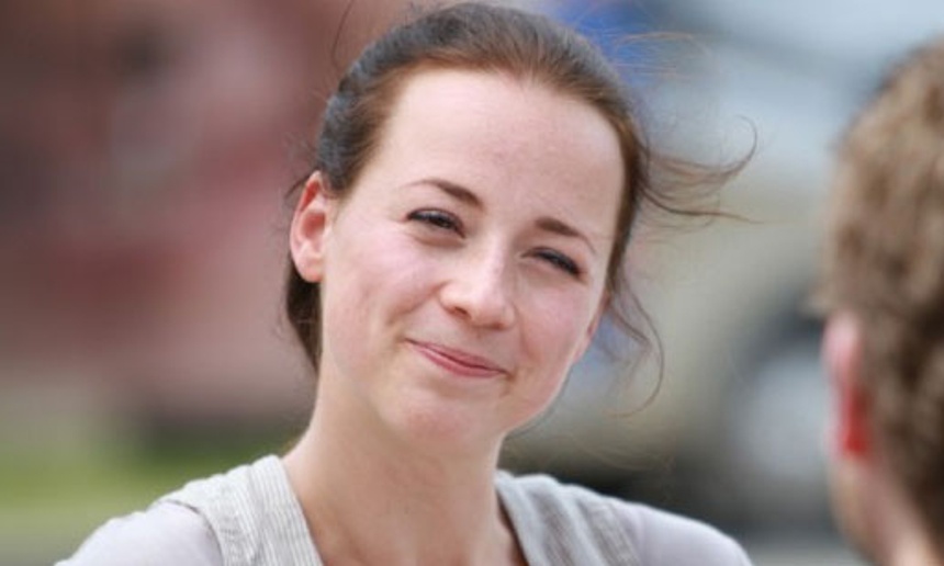 Karine Vanasse joue pour Woody Allen et Frédéric Schoendoerffer