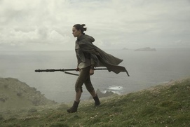 Une scène du film Star Wars: The Last Jedi Une scène du film Star Wars: The Last Jedi