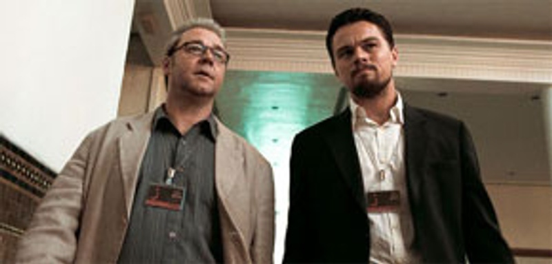 Russel Crowe et Leonardo DiCaprio dans Une vie de mensonges