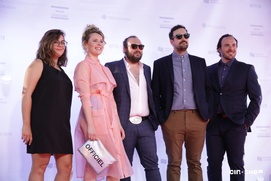Sur le tapis rouge du Gala Québec Cinéma 2018