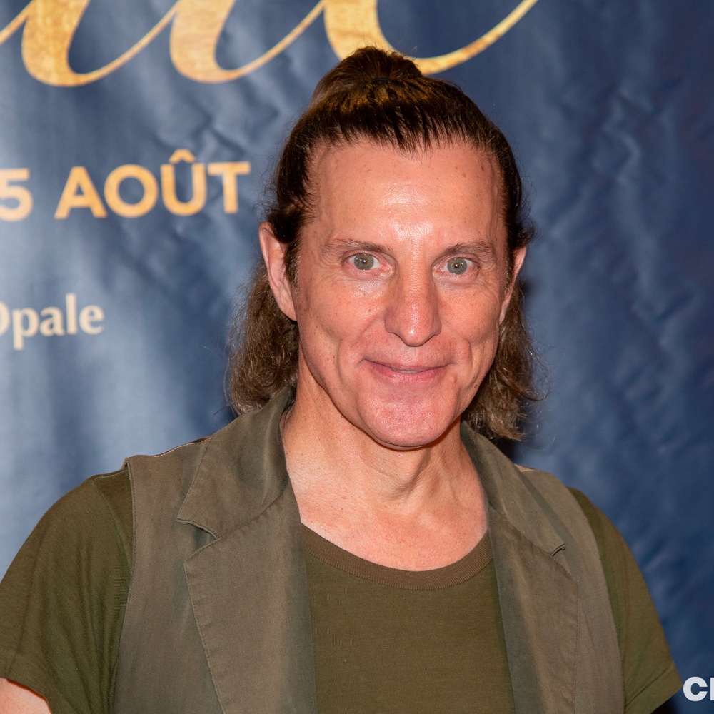 Sur le tapis rouge du film Arlette