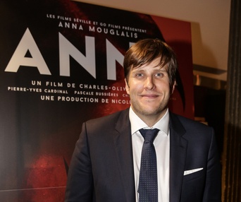 Sur le tapis rouge du film Anna