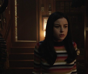 Une scène du film Annabelle Comes Home
