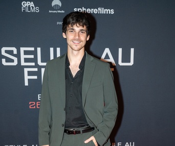 Première du film Seule au front (Out Standing)