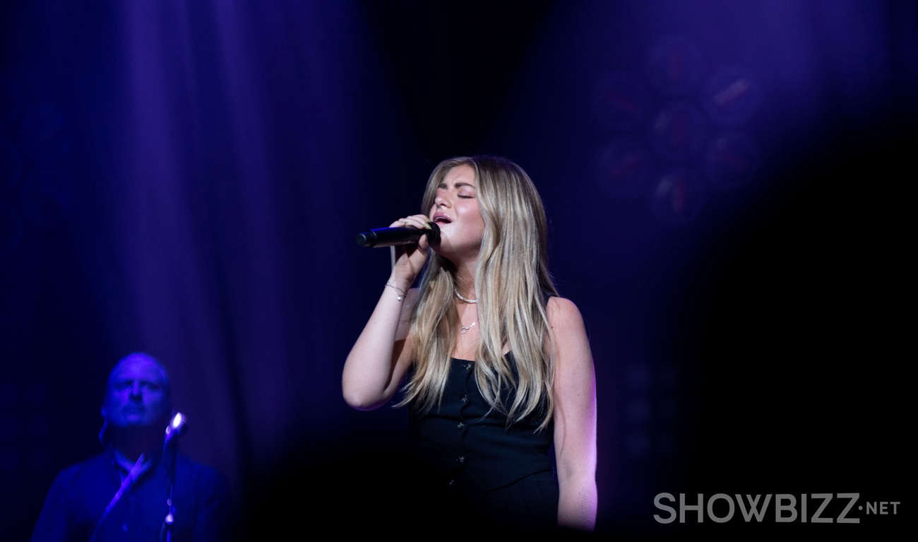 Image de l'article La fille de Marc Dupré reprend un succès de Céline Dion et c'est magnifique