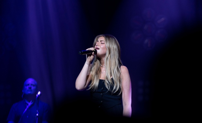 Image de l'article La fille de Marc Dupré reprend un succès de Céline Dion et c'est magnifique
