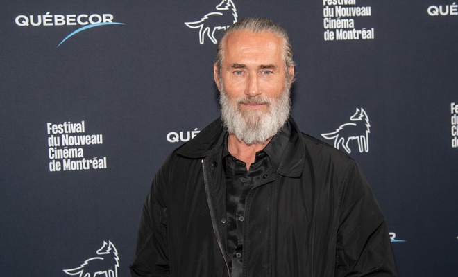 Image de l'article Vidéo : Rare entrevue avec Roy Dupuis à propos de son absence du petit écran