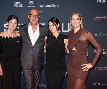 Première du film Seule au front (Out Standing)