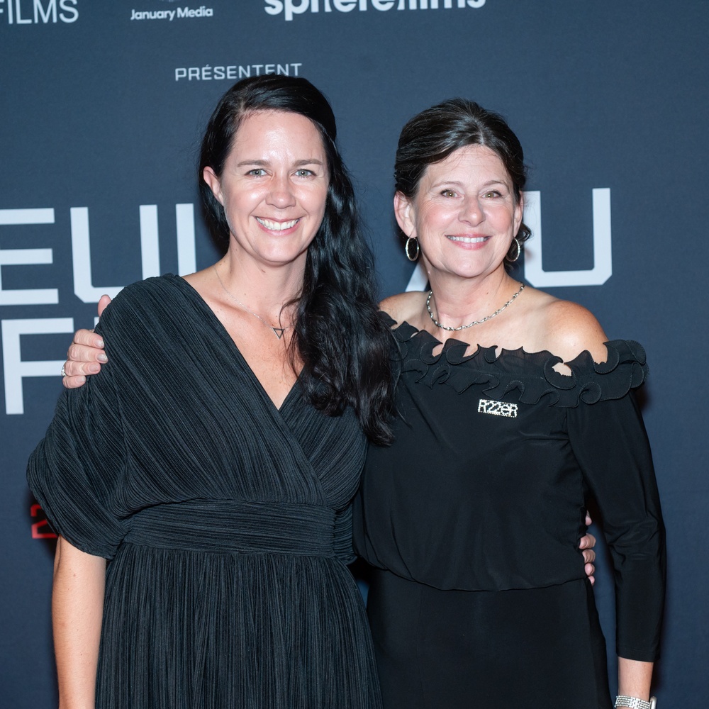 Première du film Seule au front (Out Standing)