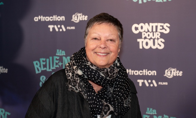 Image de l'article Claire Pimparé fait une rare apparition sur un tapis rouge avec son fils connu