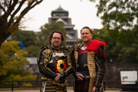 Deux tapons au Japon