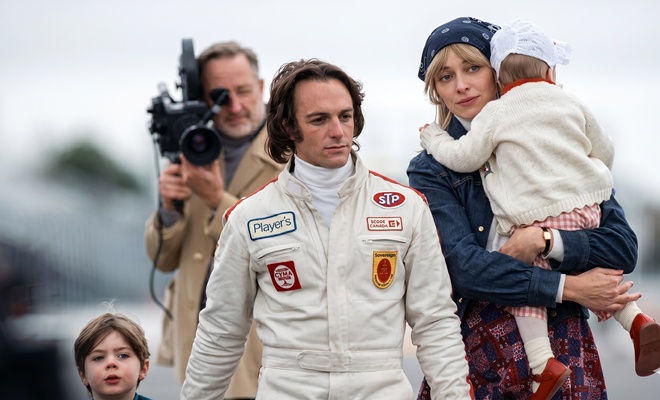 Rémi Goulet et Rosalie Bonenfant dans VILLENEUVE : L'ASCENSION D'UNE LÉGENDE