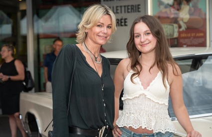 Image de l'article Emanuelle, la fille de Caroline Néron, décroche un autre rôle frappant à la télé