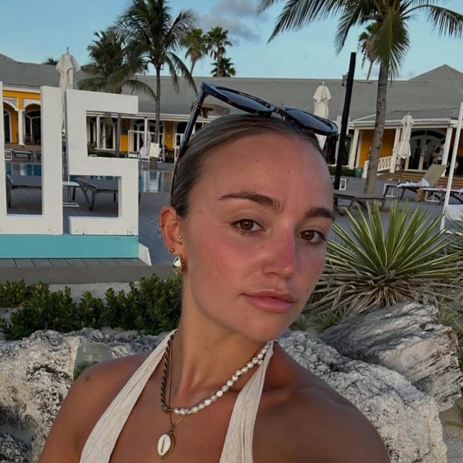 Megan Guénard