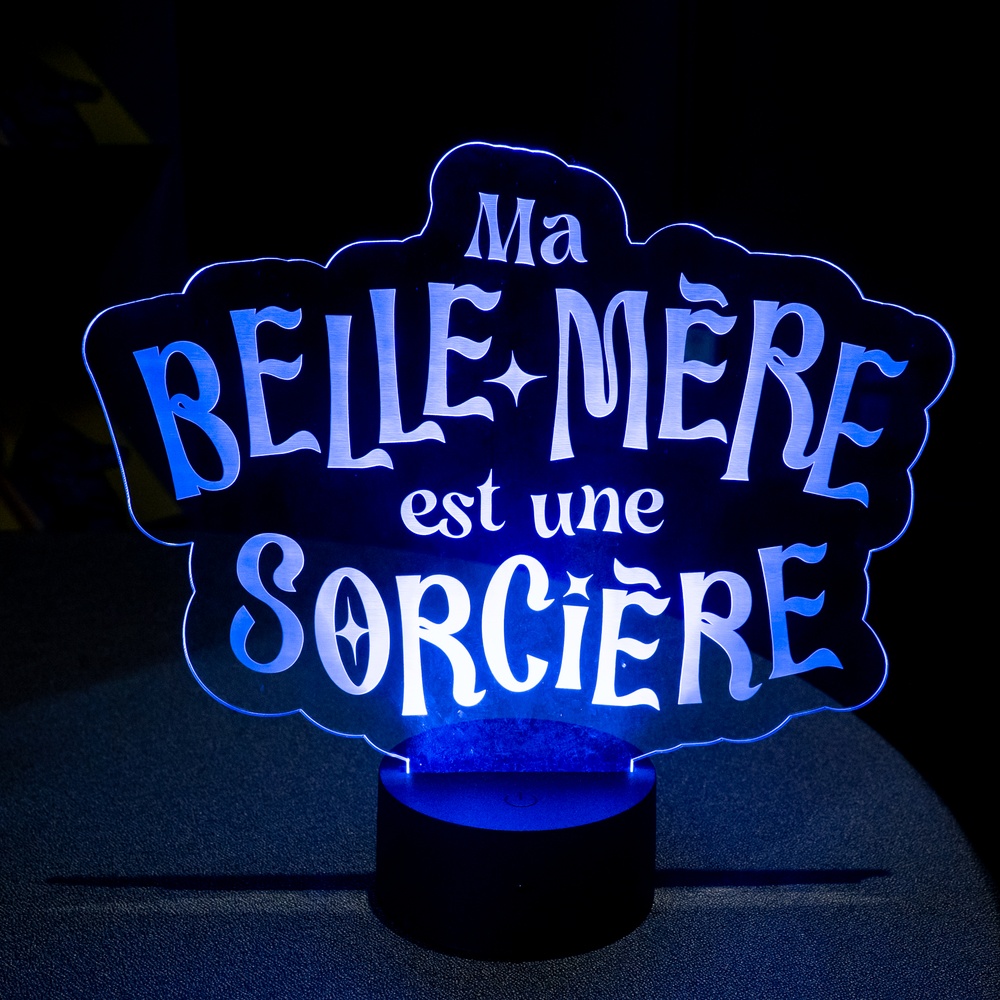 Première du film Ma belle-mère est une sorcière