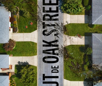 Image du film The End of Oak Street