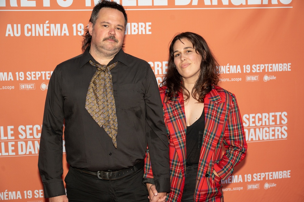 Première du film Mille secrets mille dangers