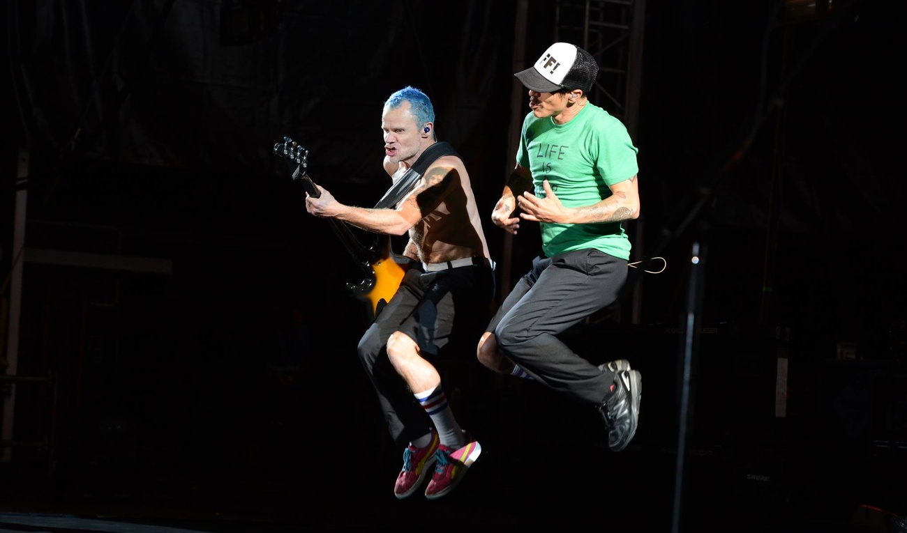 Les Red Hot Chili Peppers confondus pour Metallica dans un aéroport
