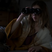 Une scène du film <em>The Voyeurs</em>