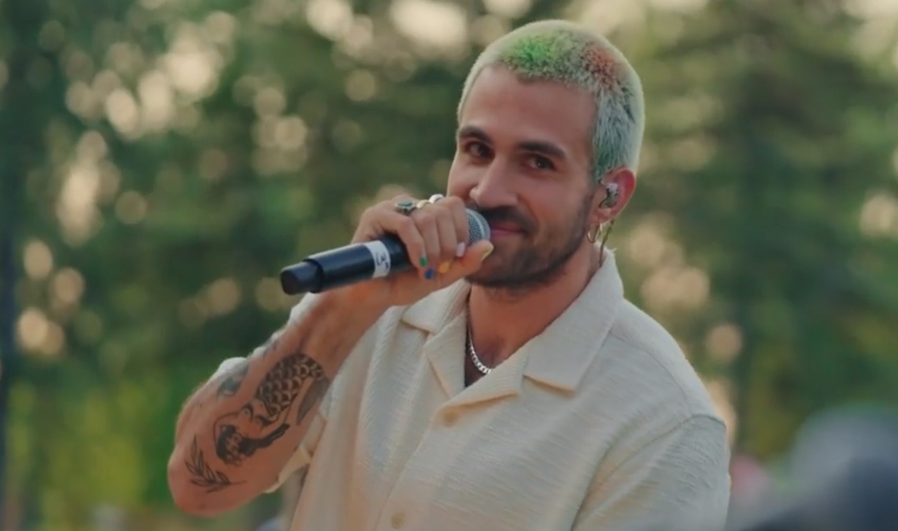 Image de l'article Vidéo : Jay du Temple chante pour Le Bal Mammouth