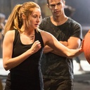 Shaileene Woodley dans Divergent