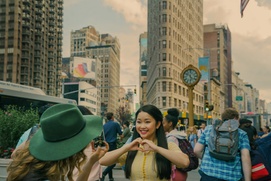 Une scène du film To All the Boys: Always and Forever, Lara Jean Une scène du film To All the Boys: Always and Forever, Lara Jean