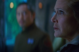 Une scène du film Star Wars: The Force Awakens Une scène du film Star Wars: The Force Awakens