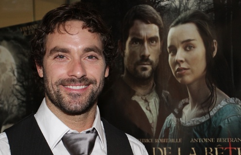 Sur le tapis rouge du film Le poil de la bête
