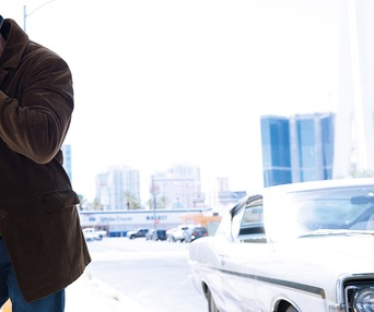 Une scène du film Wild Car
